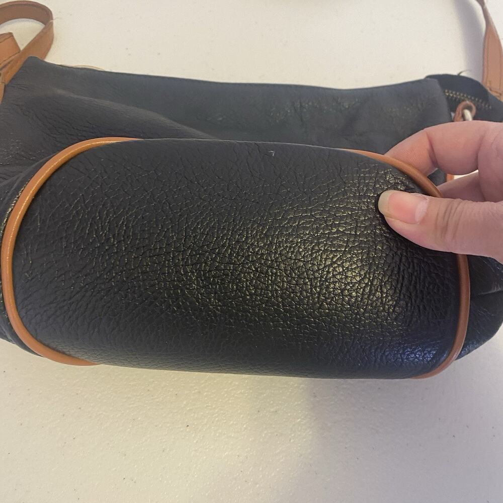 Valentina Logo Pebbled Black Brown Trim Leather Crossbody Bag Purse Italy Made - Picture 5 of 14
